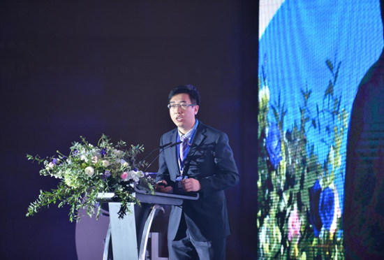 “精诚同远 共领未来” ——“中国商贸物流银行联盟第二届峰会”在郑州举行
