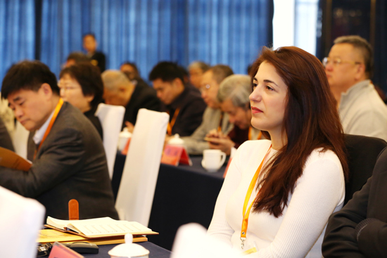 21世纪中华文化世界论坛第十届国际学术研讨会在郑州举行