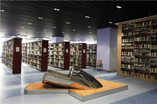 郑州西亚斯学院图书馆被评为“河南省高校阅读推广杰出单位”