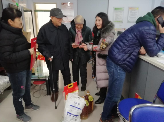 郑州市农大社区开展困难群众慰问活动