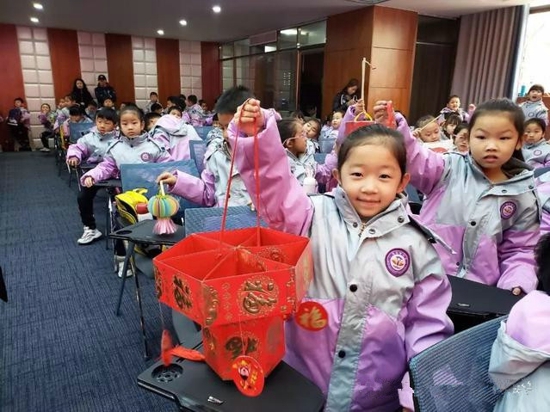 郑州市中原区建设路小学举行开学典礼