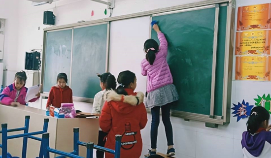 行动起来！让环境更美丽，身体更健康！ ——郑州高新区五龙口小学开展爱国卫生月主题活动