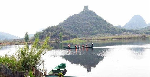 云南丘北：山水秀丽 风景如画