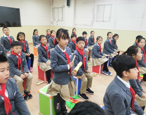 多彩课堂  引领成长——郑州市高新区中小学音乐课堂观摩活动